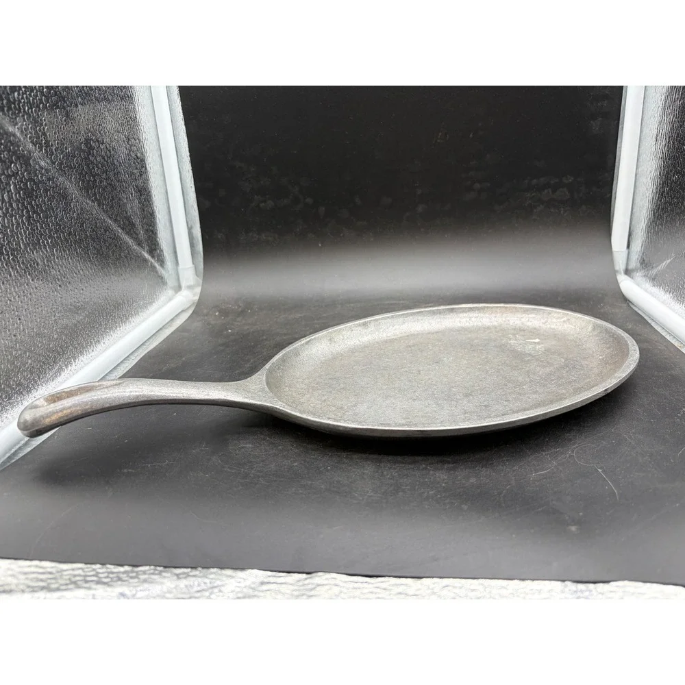 Service Ideas Inc SK-107CA Cast Aluminum Oval Sizzler Platter Serving Pan 15in